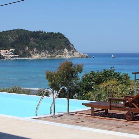 Capro - Milos Bay Villas Agios Nikitas Exterior photo