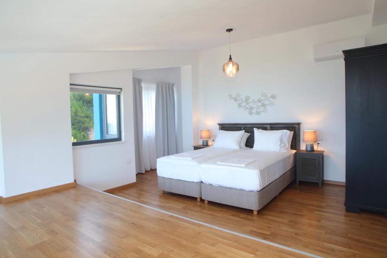 Capro - Milos Bay Villas Agios Nikitas Exterior photo
